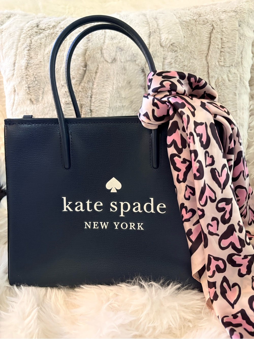 kate spade black leather tote with pink leopard scarf(think pink💝)